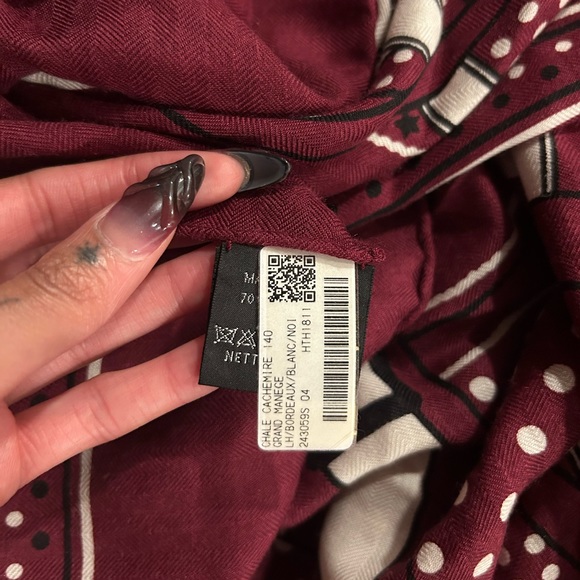 HERMES Grand Manege cashmere Scarf - Picture 5 of 5